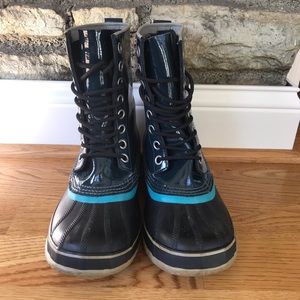 Sorel 1964 Women’s Boots - Size 9